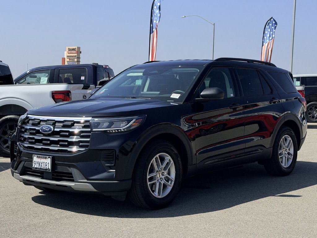 Used 2026 Ford Explorer Active RWD image 4