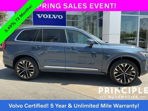 Certified 2025 Volvo XC90 B5 Plus image 7