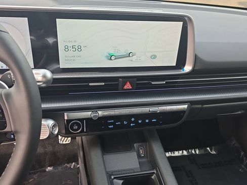 New 2025 Hyundai Ioniq 6 Limited image 34