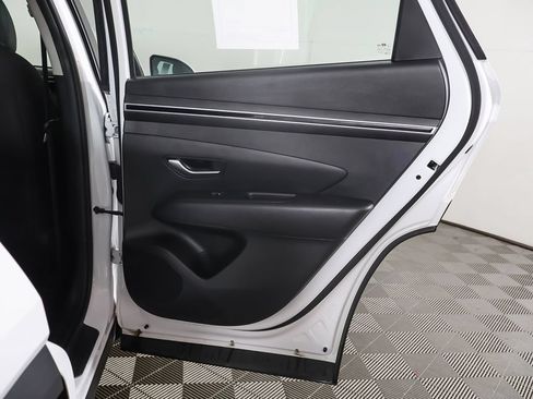 Used 2023 Hyundai Tucson SE AWD/4WD image 24