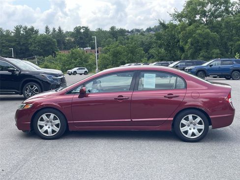 Used 2011 Honda Civic LX image 2