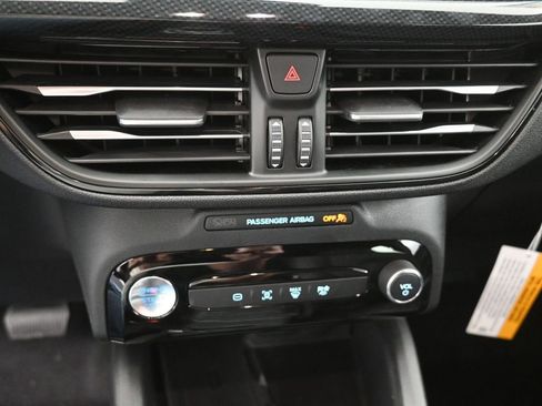 New 2025 Ford Escape ST-Line Elite image 9