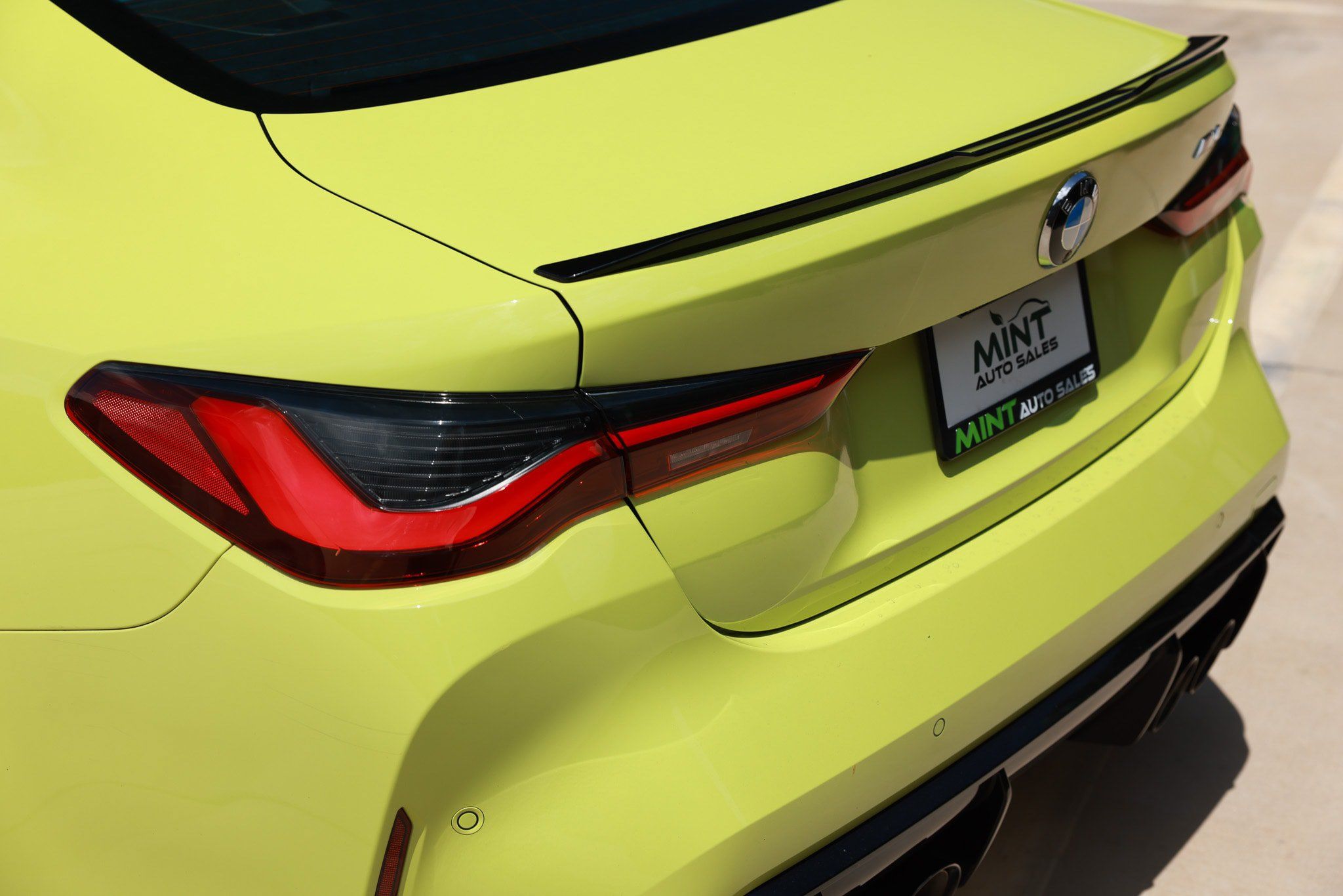 Used 2021 BMW M4 Coupe w/ Executive Package RWD image 50