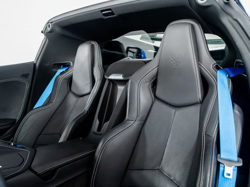 Used 2023 Chevrolet Corvette Z06 image 3