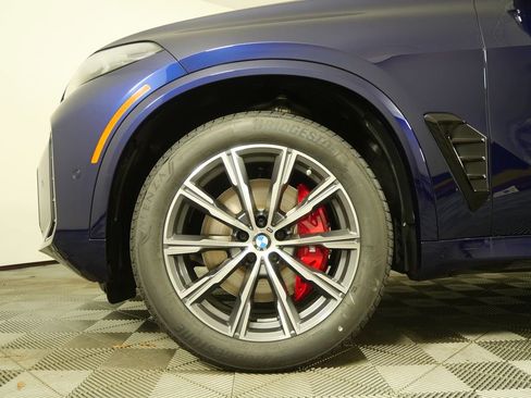 Used 2026 BMW X5 xDrive40i w/ M Sport Package AWD/4WD image 7