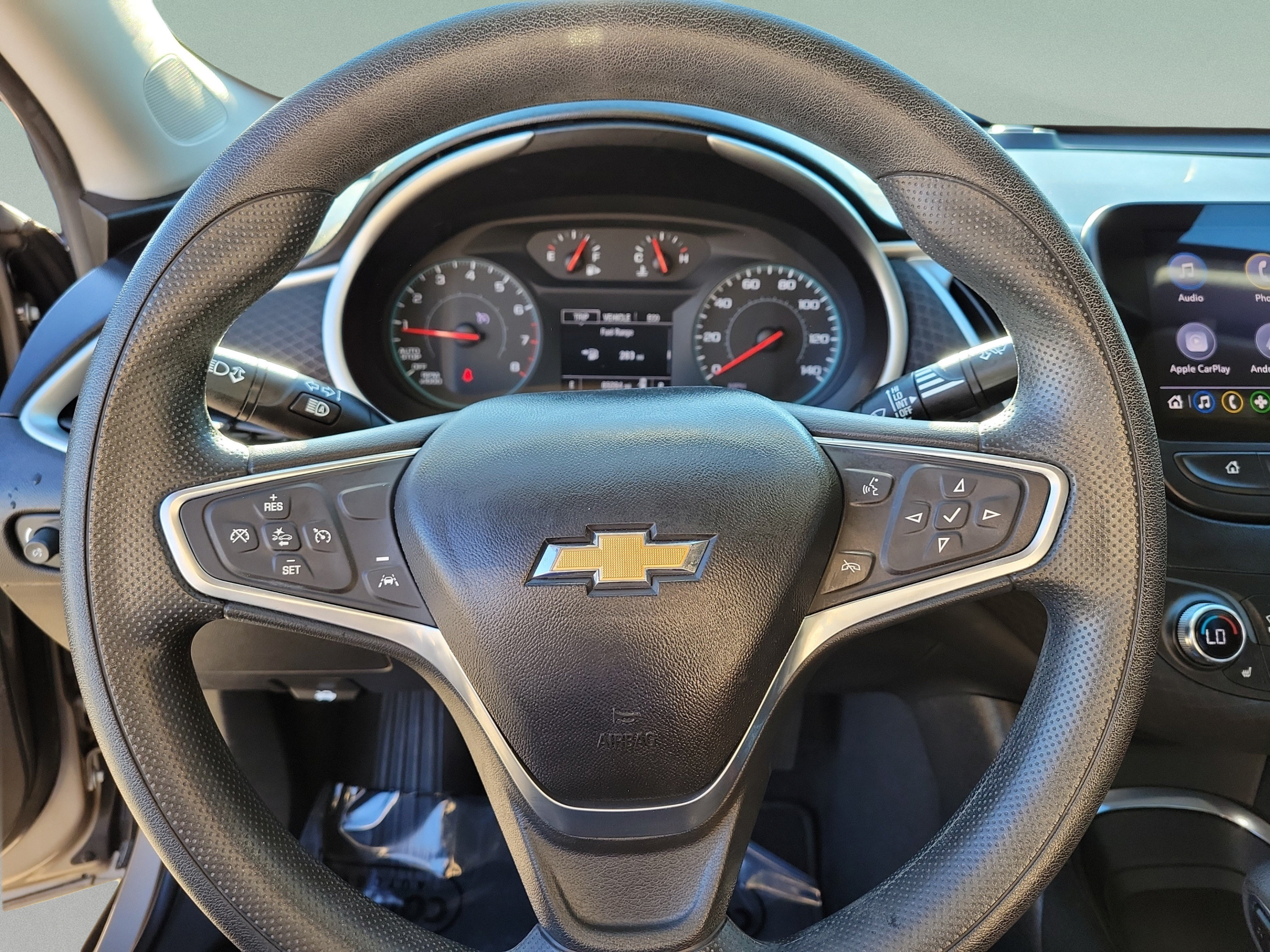 Used 2023 Chevrolet Malibu LT FWD image 17