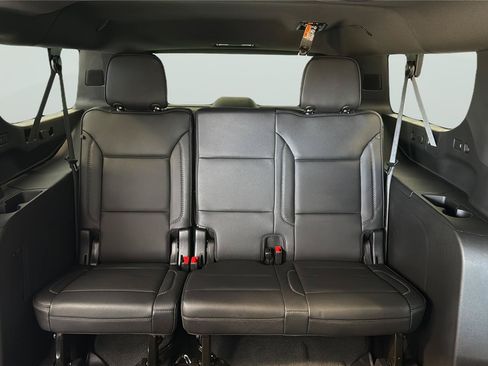 Used 2025 GMC Yukon XL Denali w/ LPO, Floor Liner Package AWD/4WD image 20