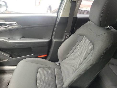 Certified 2023 Kia Sportage LX AWD/4WD image 27