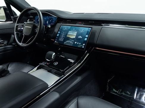 Used 2024 Land Rover Range Rover Sport Dynamic SE image 26