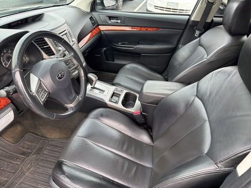 Used 2012 Subaru Outback 2.5i Limited w/ Moonroof Pkg image 10