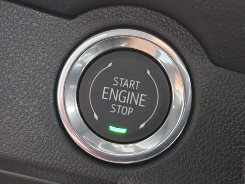 New 2026 Chevrolet Traverse High Country FWD image 21