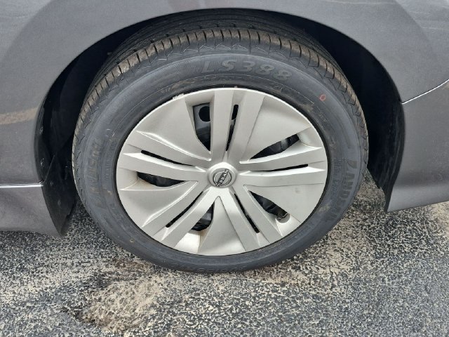 Used 2025 Nissan Leaf S FWD image 10