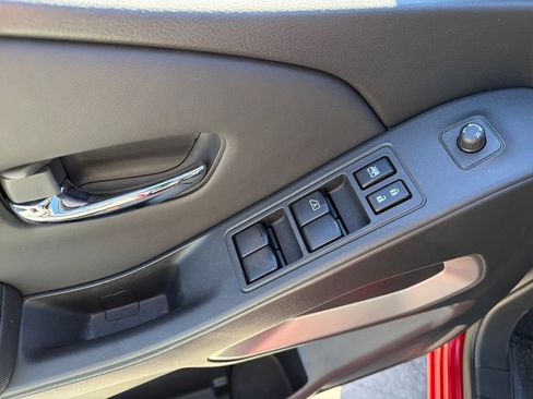 Used 2022 Nissan Frontier SV image 17