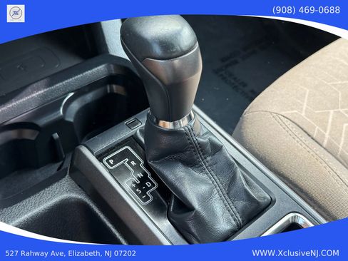 Used 2019 Toyota Tacoma Limited image 19