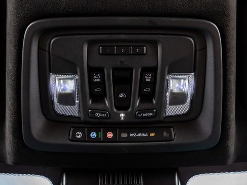 Used 2024 GMC Sierra 2500 Denali Ultimate image 28