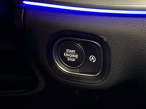 New 2025 Mercedes-Benz GLS 580 4MATIC image 43