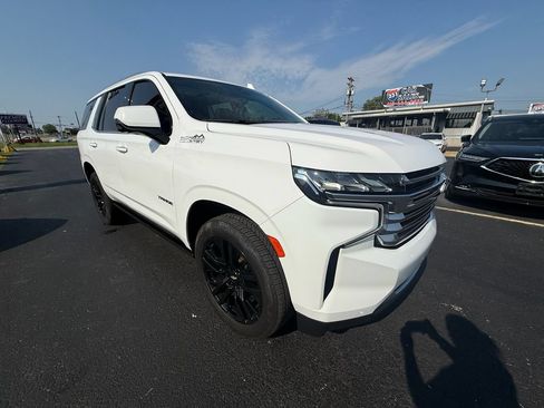 Used 2021 Chevrolet Tahoe High Country w/ Premium Package AWD/4WD image 1