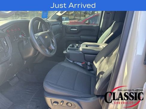 Used 2026 Chevrolet Silverado 1500 Custom w/ Turbomax Blackout Package image 3