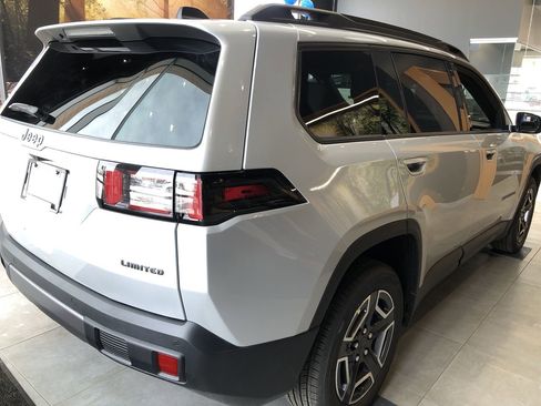 New 2026 Jeep Cherokee Limited image 5