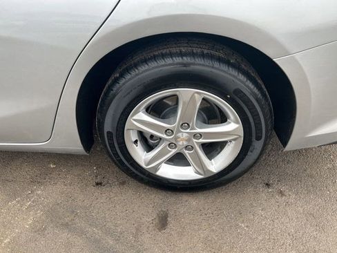 Used 2022 Chevrolet Malibu LT image 42