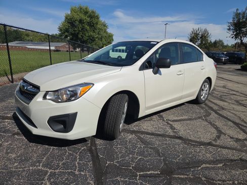Used 2014 Subaru Impreza 2.0i AWD/4WD image 14