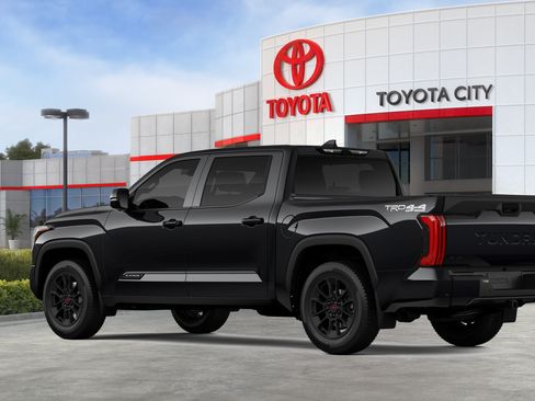 New 2025 Toyota Tundra Platinum w/ TRD Off-Road Package AWD/4WD image 9
