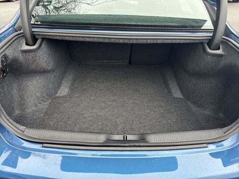 Used 2023 Dodge Charger SXT w/ Blacktop Package image 5