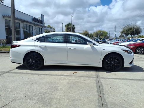Used 2024 Lexus ES 350 F Sport w/ Accessory Package (Z2) image 17