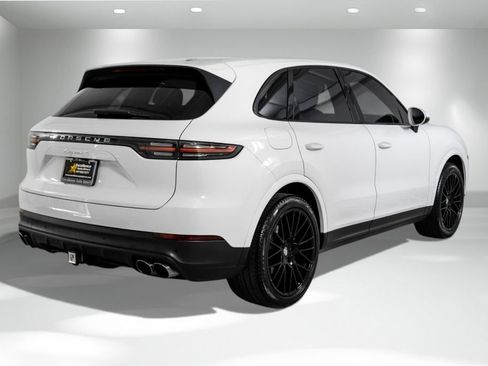 Used 2019 Porsche Cayenne S image 7