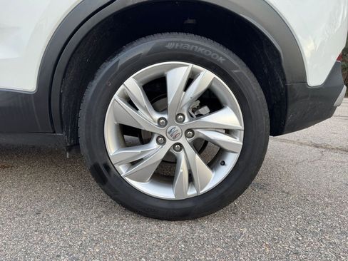 Used 2025 Buick Encore GX Preferred image 24