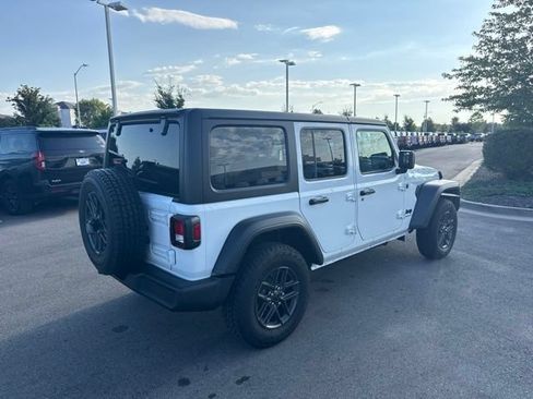 Used 2025 Jeep Wrangler Unlimited Sport AWD/4WD image 7