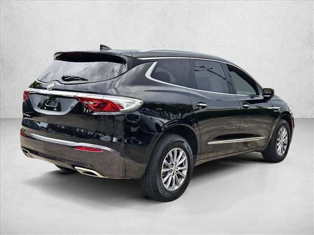 Used 2024 Buick Enclave Essence w/ Technology Package FWD image 5
