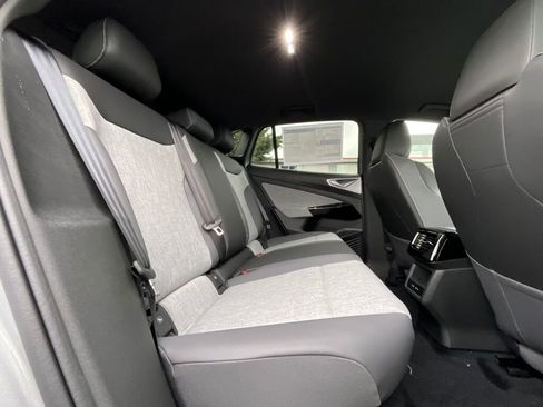 New 2026 Volkswagen ID.4 Pro image 15