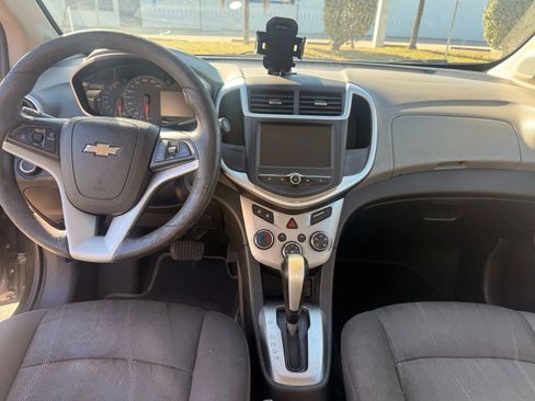 Used 2017 Chevrolet Sonic LT image 14