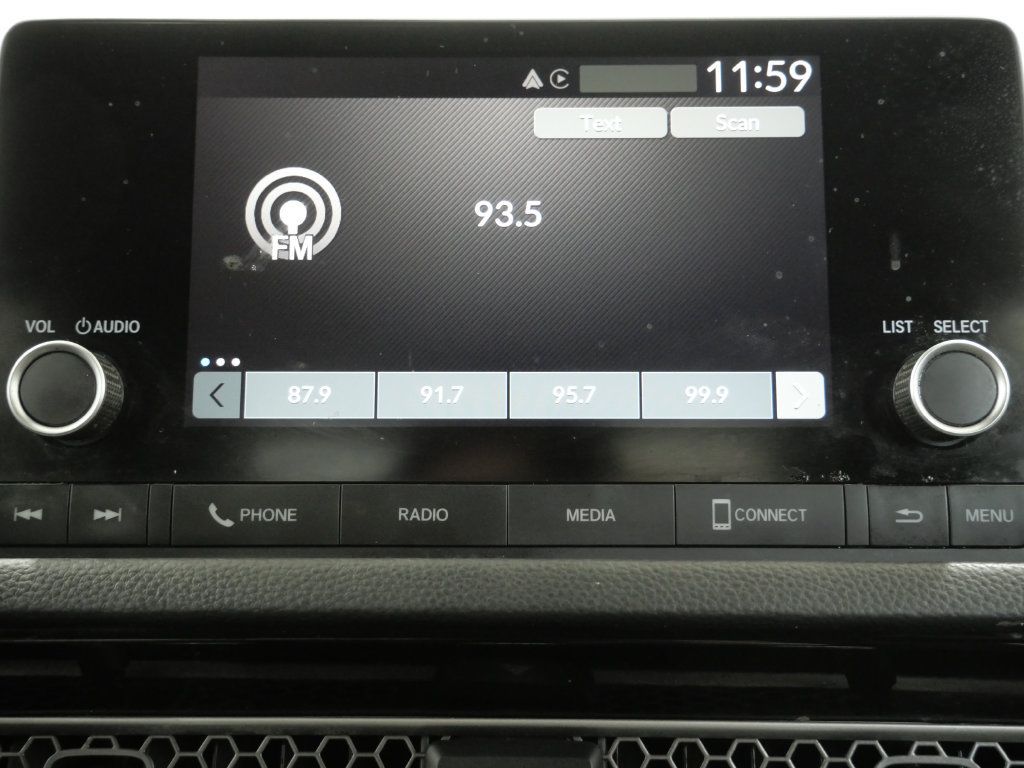Used 2025 Honda Civic Sport image 17
