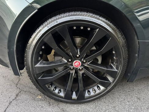 Used 2019 Jaguar F-TYPE Coupe image 32