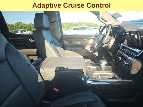Used 2024 GMC Sierra 1500 Elevation w/ Elevation Premium Package AWD/4WD image 10
