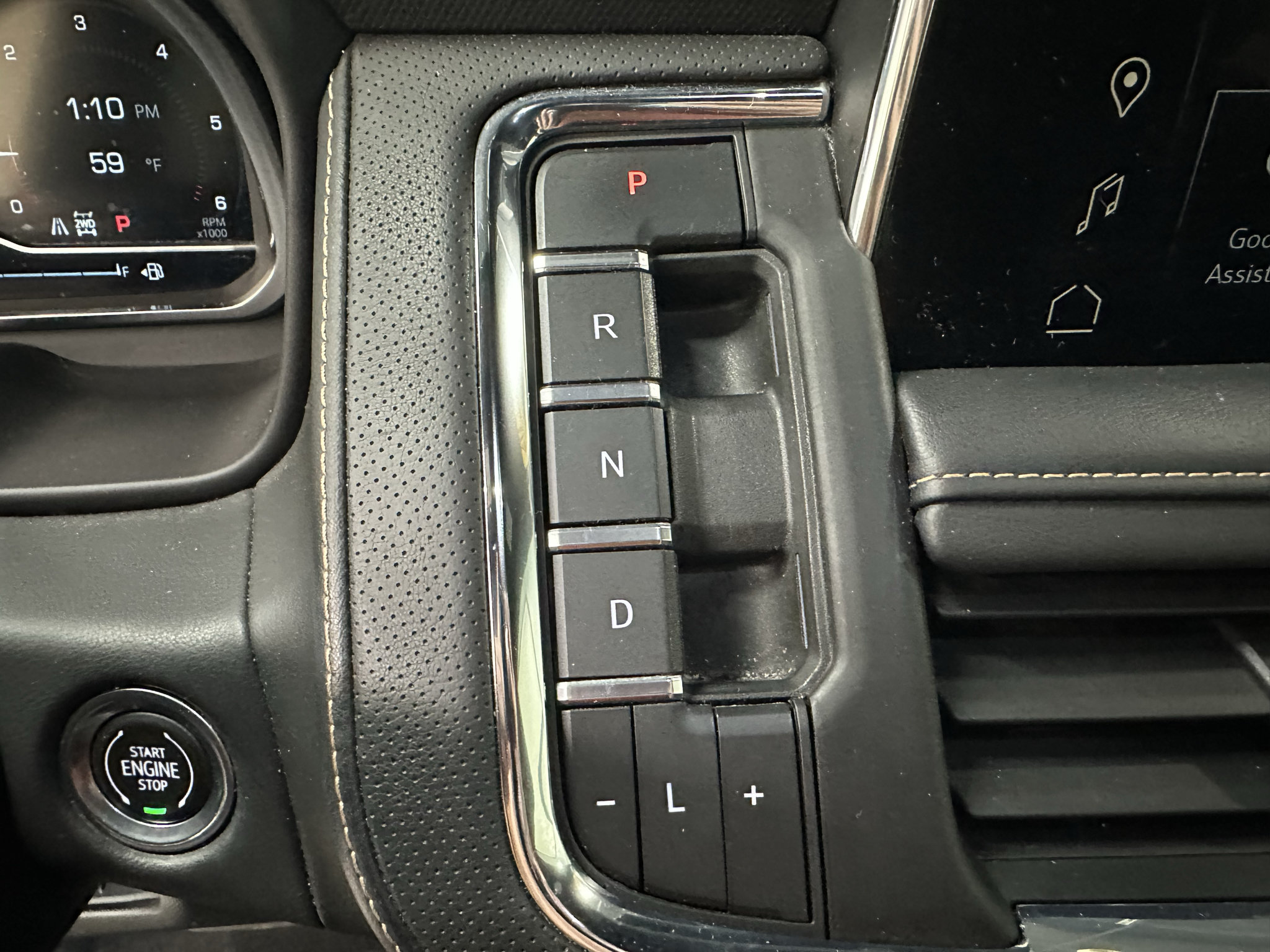 Certified 2023 GMC Yukon AT4 w/ Technology Package AWD/4WD image 30