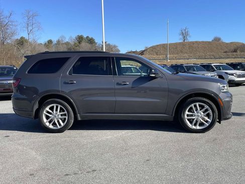 Used 2024 Dodge Durango GT image 29