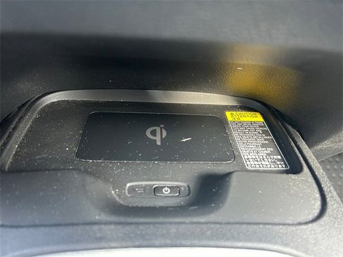 Used 2024 Toyota Corolla SE image 11