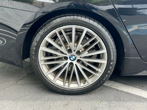 Used 2018 BMW 530i xDrive AWD/4WD image 14