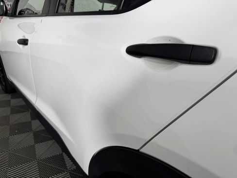 Used 2021 Nissan Kicks S FWD image 25