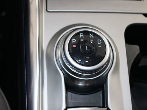 Used 2023 Ford Explorer Limited image 47