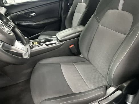 Used 2025 Nissan Sentra SV FWD image 10