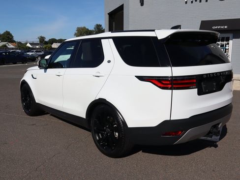 Used 2023 Land Rover Discovery S AWD/4WD image 8