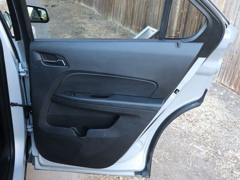 Used 2015 Chevrolet Equinox LT w/ Driver Convenience Package image 25