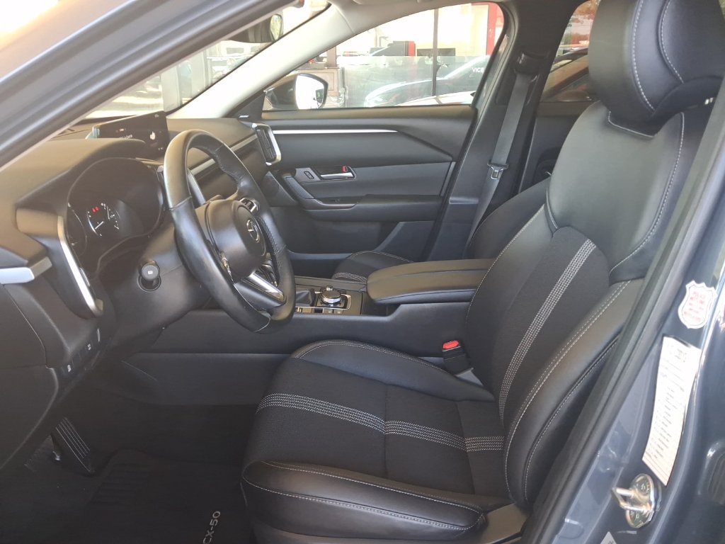 Used 2025 MAZDA CX-50 AWD 2.5 S w/ Premium Package image 4