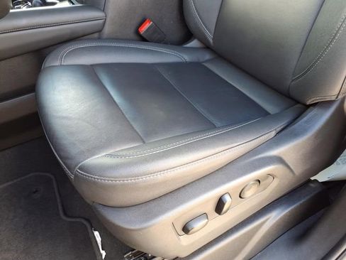 Used 2025 Chevrolet Tahoe LT image 14