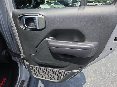 Certified 2018 Jeep Wrangler Unlimited Sport S AWD/4WD image 20