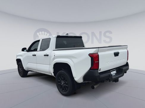 Used 2024 Toyota Tacoma SR RWD image 10